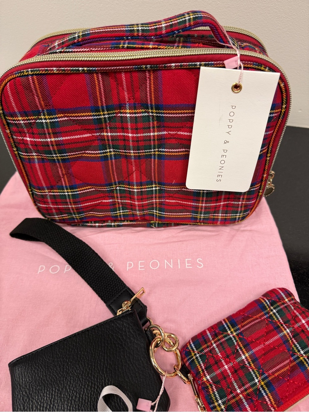NWT ❤️🏴 - Poppy & Peonies Red Plaid Cosmetic Case + Daily Duo Wristlet Set - Picture 3 of 12